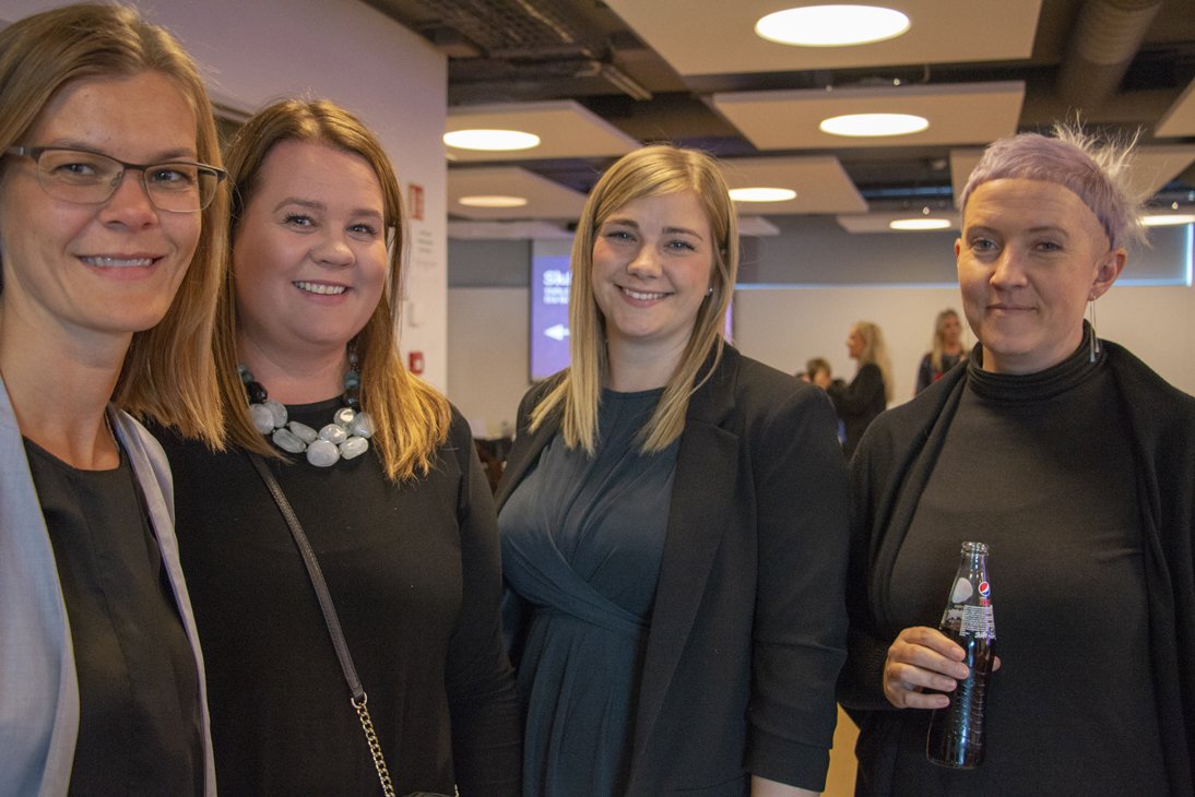 Fullt var út úr dyrum á fyrsta viðburði Vertonet, hagsmunasamtaka kvenna í upplýsingatækni sem fram fór í húsakynnum Advania á dögunum. Á annað hundrað konur mættu til að efla tengslanetið og lyfta sér upp. Takk fyrir komuna, við hlökkum til frekara samstarfs!