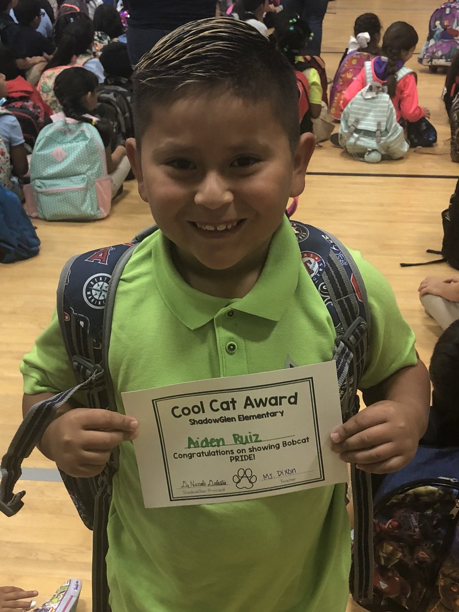 ShadowGlenES's tweet photo. First Pride meeting of the school year! Here’s just a few of our students who have done a great job showing their Bobcat Pride at The Glen! @ManorISD #growwiththeglen #wheredreamsarelaunched #DestinationManor https://t.co/asGSs7nYxP