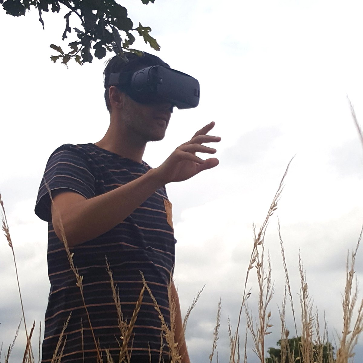Brabant's tweet photo. Ga 29 september mee op #Natuursafari! Ontdek slim verborgen natuur in #Breda, spot zeldzame planten en dieren en bekijk met een 3D-bril het toekomstige #UlvenhoutseVoorbos. Waarom is natuur zo belangrijk? Ga mee op safari en ontdek het zelf! Meer info: https://t.co/rnTj0rLa52 https://t.co/jtzfX1vXmD