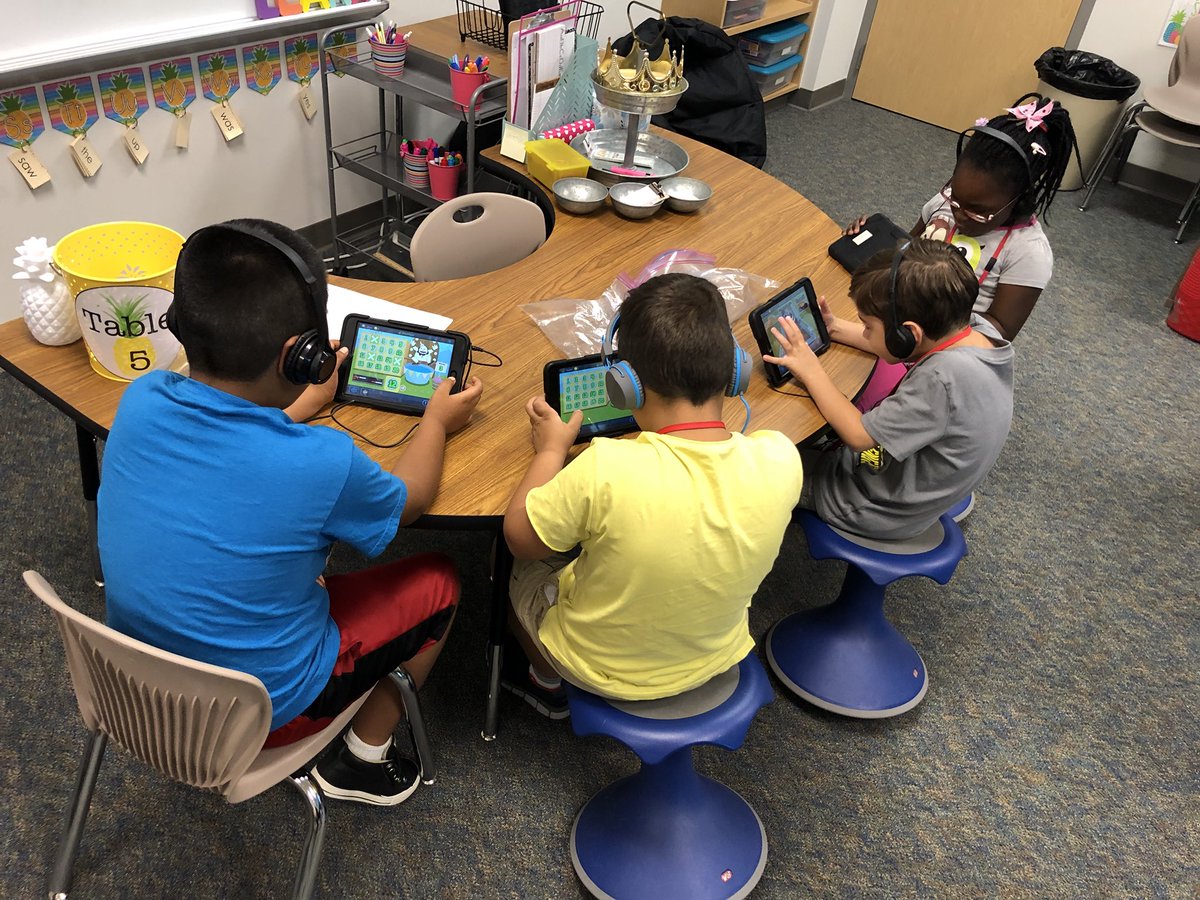 we1stgrade's tweet photo. Excited about math stations with numeracy to 20! #wekaty https://t.co/Of4Z58lFTi