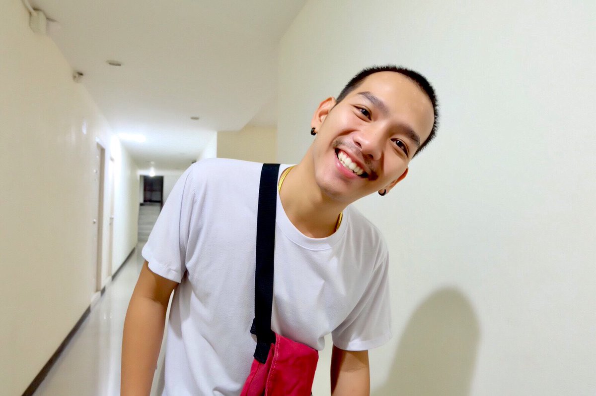 Draf_Narawit's tweet photo. • ยิ้ ม โ ค ร ต ง่ า ย ร้ อ ง ไ ห้ โ ค ร ต เ ก่ ง 😳 💕 #แคปชั่นอ่อย  #แคปชั่นเด็ด  #แคปชั่นเสี่ยว  #แคปชั่น2018  #แคปชั่นกวนตีน #แคปชั่นโดนๆ  #แคปชั่นโดนๆ #แคปชั่น https://t.co/93qPyGyCkT