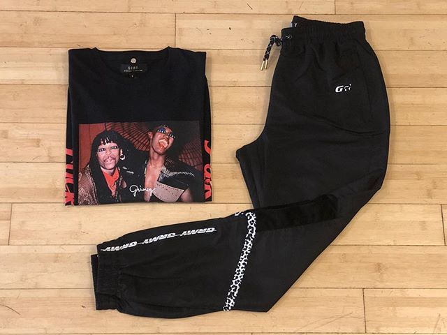 GrimeyStoreBCN's tweet photo. 🔥 BACK TO SCHOOL 🔥
#GRMY #Grimey #GrimeyWear #GrimeyStores #Fuckfame #namesis #NewCollection #FW18
#StreetStyle #Barcelona #Barna #LasRamblas #Macba #Ravaleando https://t.co/h6Mc9y9NpT