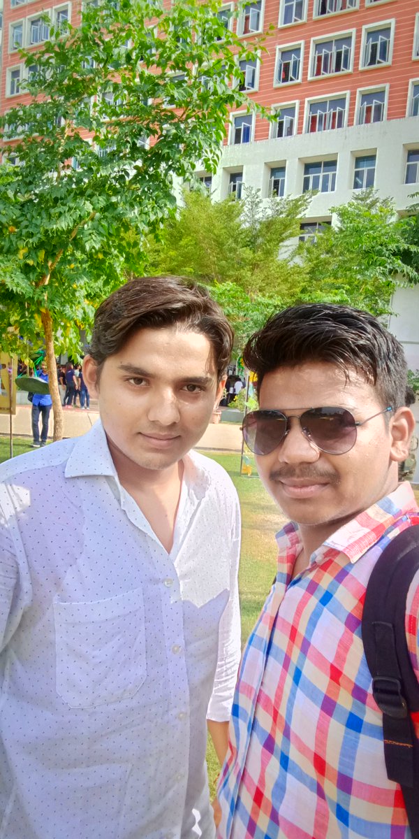 kumarbramhendra's tweet photo. the moment of #technovit2018 was very amazing in both angle we have test our interpersonal skills (problem solving ability,debugging of code,MCQ technical question) and found enjoy along with friends.
#Technovit2018
#AgainMetWithHietFriends
#UnlimitedBck***
#NiceCampus https://t.co/ZiKpe87N5t