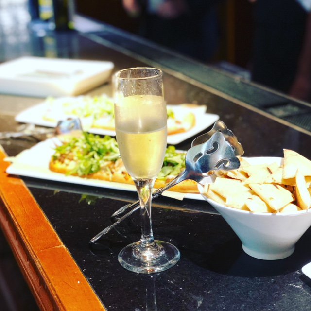 Enhance your next event with captivating and delicious fare. #LeMeridien #ParkGrill 
📸: itzgreyz [IG]