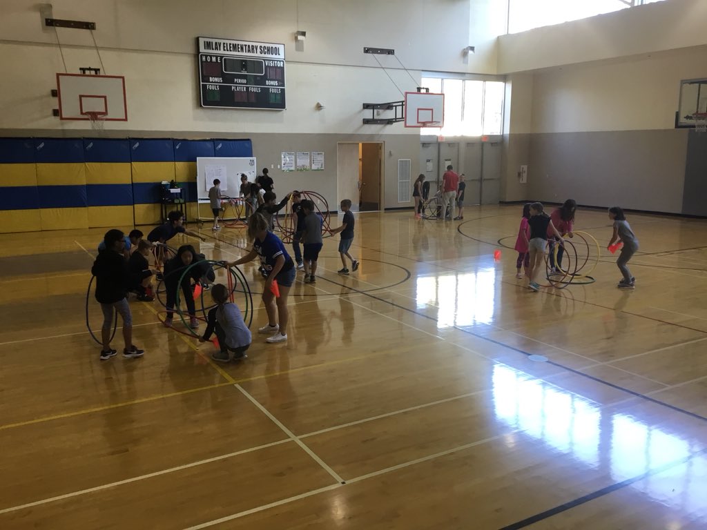 BigDogTeacher's tweet photo. Nice work having all kids moving and working together Mrs. Boucher! @imlaype #GoTeamEagle #ImlayRm207 #BrainsEngaged #BodiesEngaged #EachStudentEachDay https://t.co/CFxepIUO9r