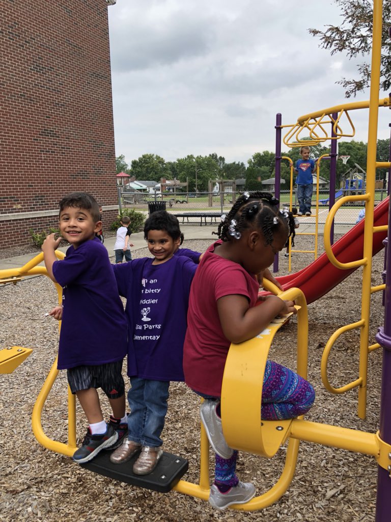 Tracy Neeley tweet media