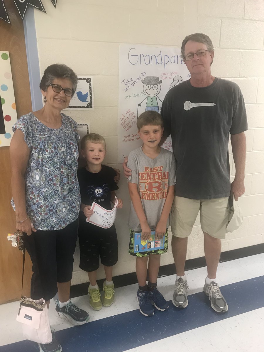 We love our grandparents!! #lifeisbetteratthelakes #FloydCoSchools