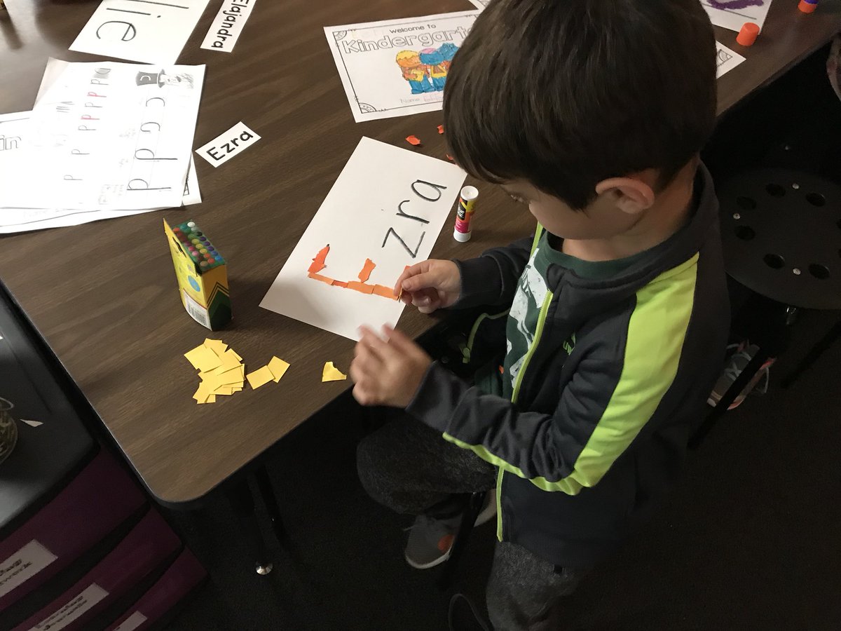 KinderMrsH's tweet photo. Rainbow names and class rule books! A busy and fun first week. #HESPride https://t.co/iLNbMR2VtD