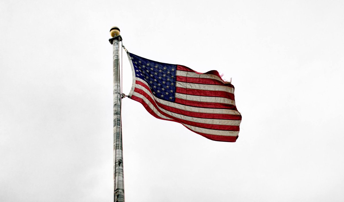 Most Americans are big fans of #windenergy! Public opinion surveys find support for wind across the USA, in communities large and small. #windworks