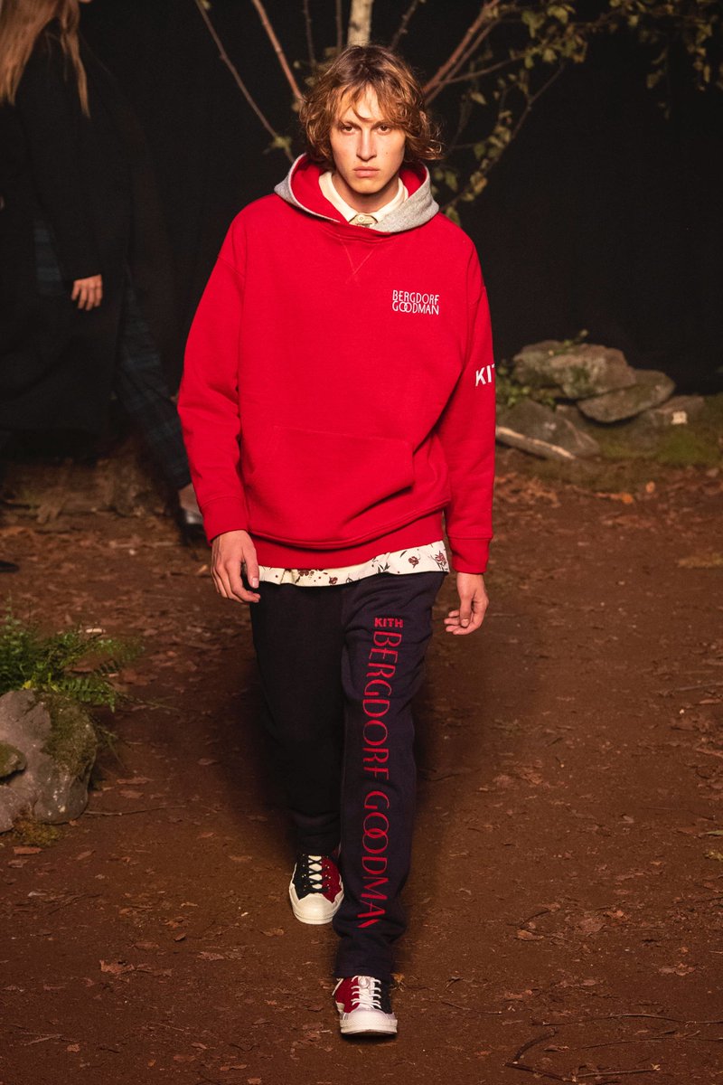 NewYorkModels's tweet photo. KITH ๐ฒ @RonnieFieg presented a 4 part #SS19 collection for @KITH in collab with @Versace and @TommyHilfiger, as seen on #LimHooSeok, #ColinAlexander, #JohnHein and #SamuelWilken ๐บ๐ธ #KITH #NYFW #NYMMMen https://t.co/1mEB85lIMw