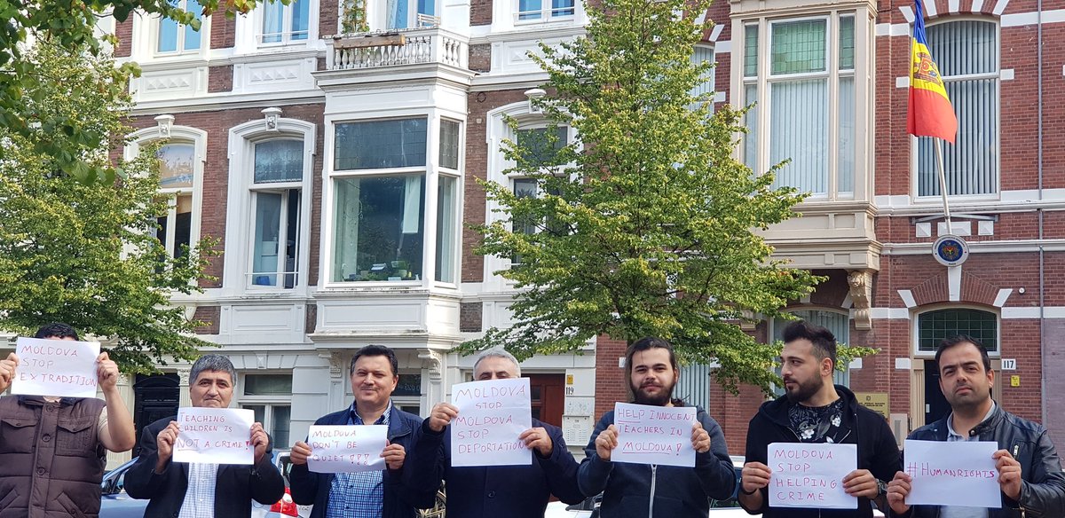 prjct668's tweet photo. @NOS @NOSWaagmeester @STurkije @minist @RTLnieuws @Nieuwsuur @pauwnl #MoldovaStopExtradition #Moldova #Moldavië #Gulen #hizmet #Turkije https://t.co/twsl9XfTHl