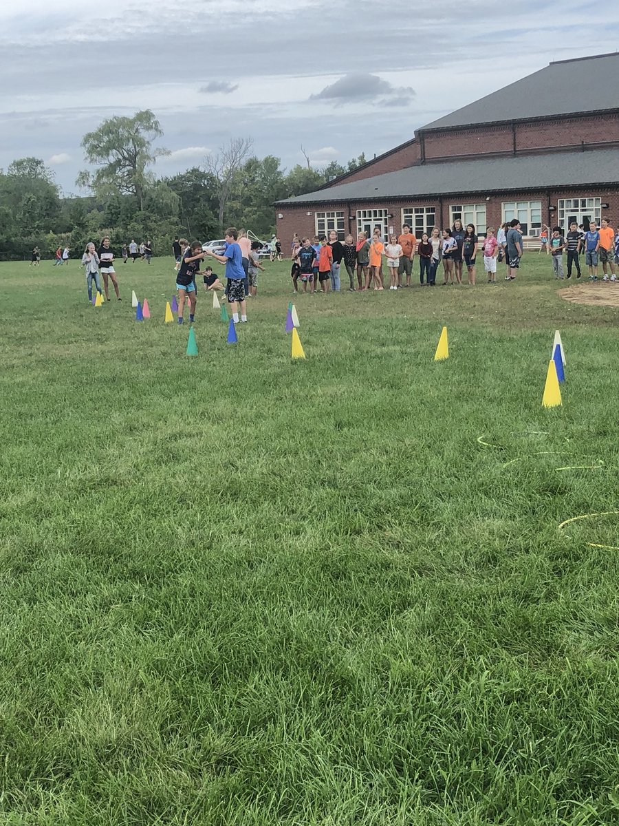 mscouto128's tweet photo. Beefing up our team building efforts this year. Lots of fun games to bring two schools together! #IMSTigers #tigertraining https://t.co/TYsOFnhLs8