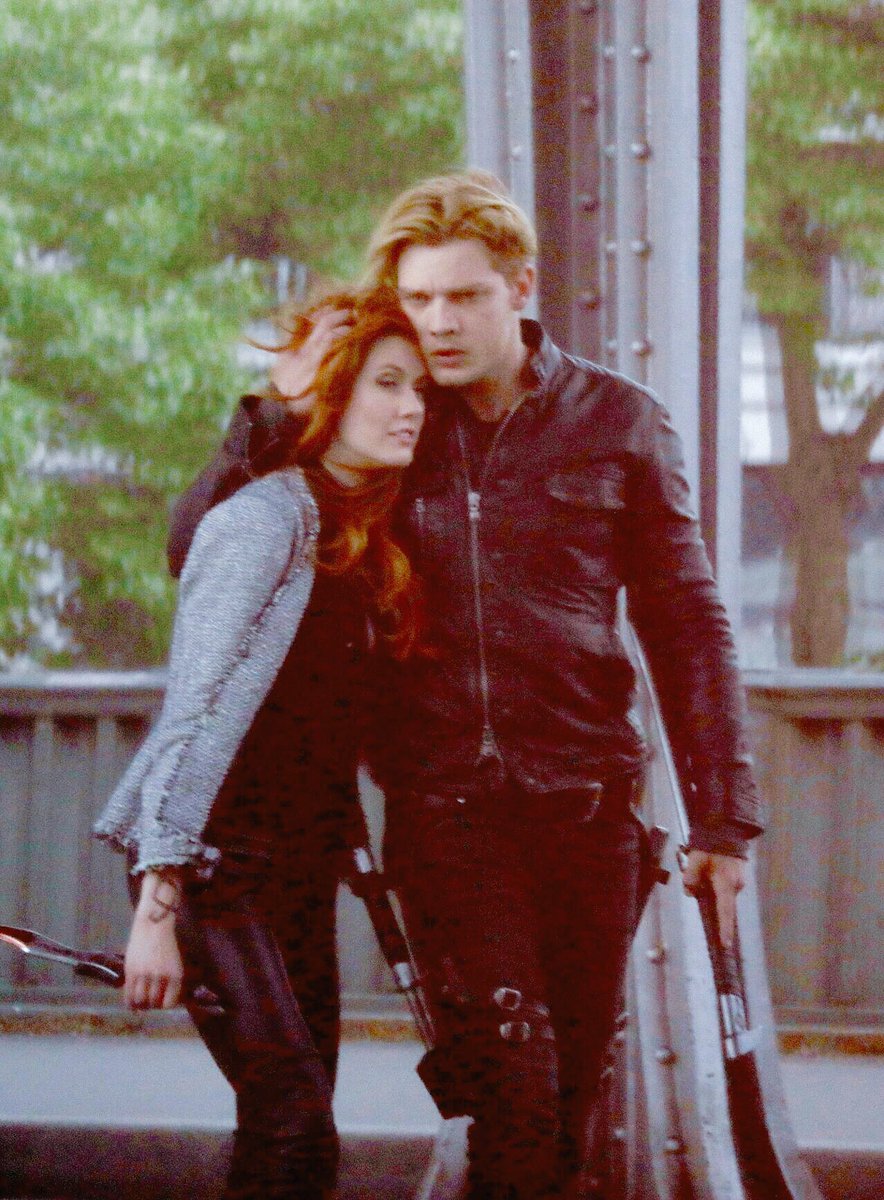 AprilRichmond59's tweet photo. #NEVEREVERGIVINGUPONSHADOWHUNTERS
#NEVERGIVEUP
#FREEFORMCHANGEYOURMIND
#FREEFORMSAVESHADOWHUNTERS
#FREEFORMTV
#SHADOWHUNTERSSEASON4
#SHADOWHUNTERSFOREVER
#SHADOWHUNTERSTV
#SHADOWFAMILY
#CONSTANTINFILMS
#CLACE
#SAVECLACE
#WENEEDMORECLACESCENES https://t.co/wuW2YxC5Mp