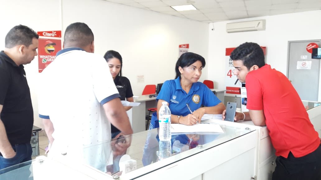 MitradelPma's tweet image. Continuando con el calendario de las  #ClínicasLaborales y jornadas de #ConoceTuDerecho efectuamos una en el Centro Comercial La Dona, en la 24 de diciembre.