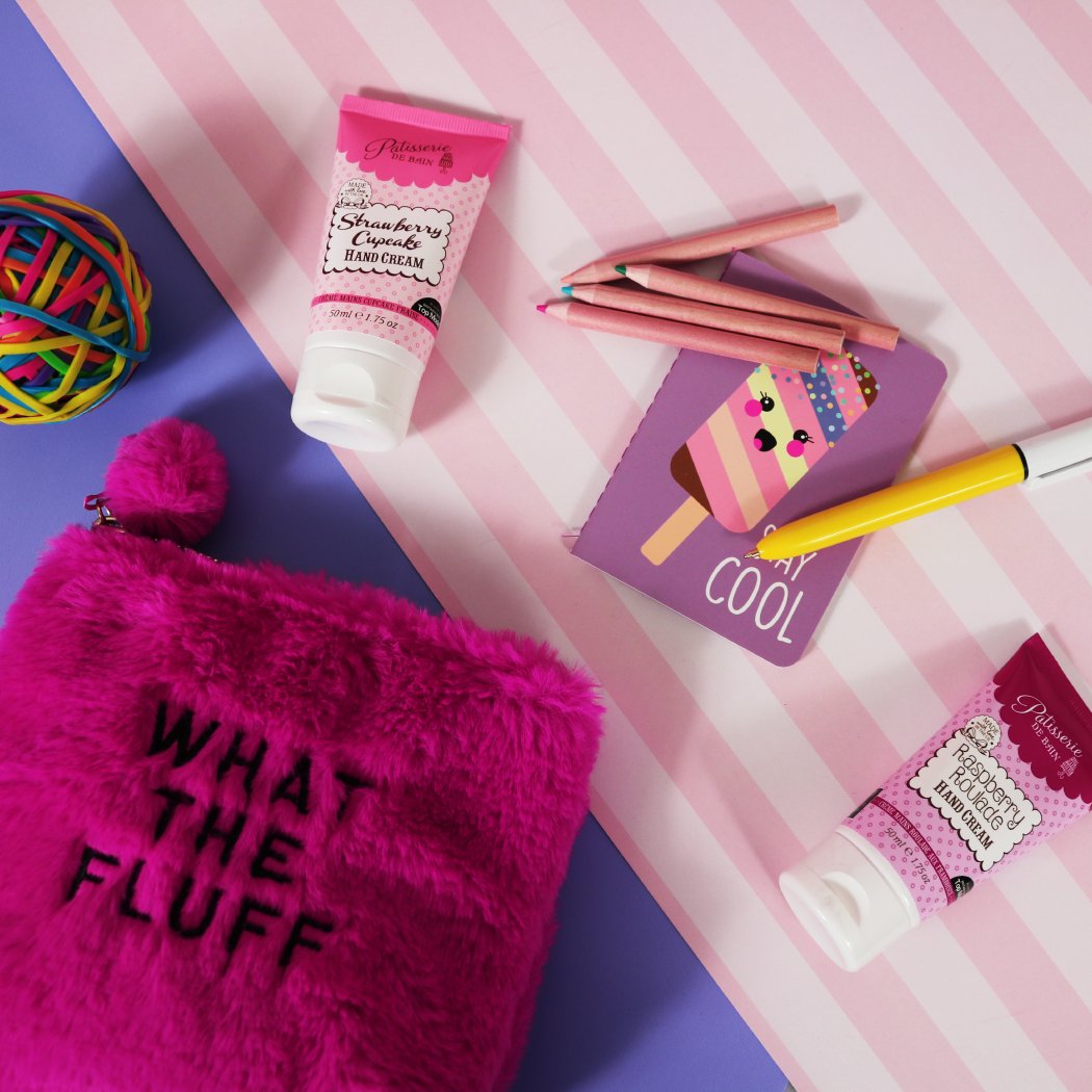 How was your first week back at school? Want to see whats in our school bag? Check out our blog! #backtoschool #beautyblog #schoolbagessentials