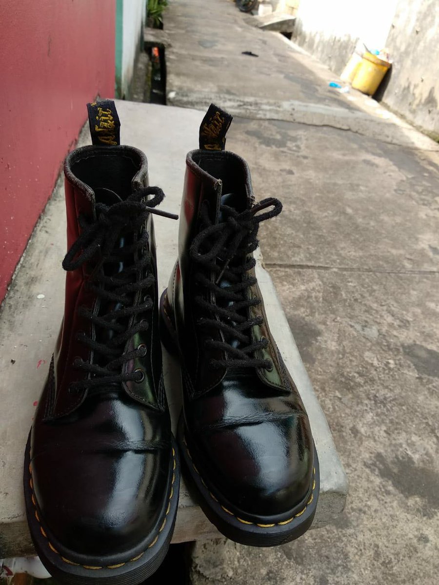 _vivahate's tweet image. For sale
Docmart size 6uk / 40
Cocok buat liat booze and glory
Murah aja minat?  085815282704
#Jualdocmart #indonesiaskinhead #docmartmurah #punk