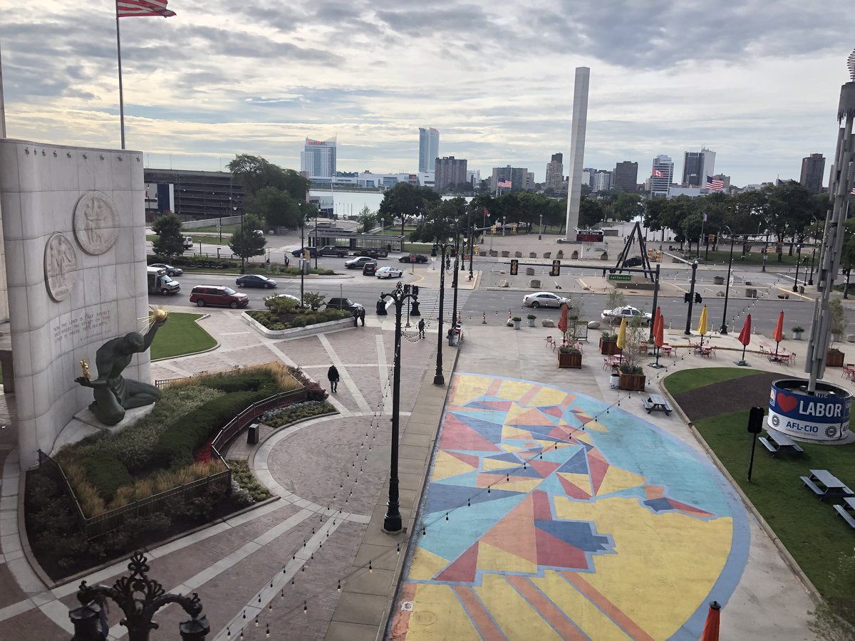 JSadikKhan's tweet photo. A new transportation strategic plan for a Detroit where opportunities aren’t limited by access to transportation. With more frequent bus service, a new Eastside bike network, safer streets and new state-of-good-repair investments, @MayorMikeDuggan has already come so far so fast. https://t.co/1Ar9d2c9KG
