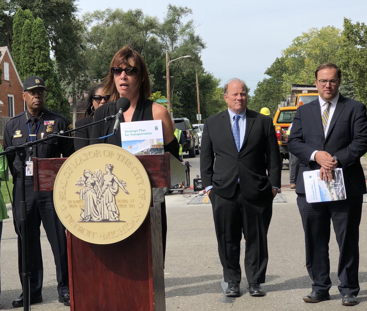 JSadikKhan's tweet photo. A new transportation strategic plan for a Detroit where opportunities aren’t limited by access to transportation. With more frequent bus service, a new Eastside bike network, safer streets and new state-of-good-repair investments, @MayorMikeDuggan has already come so far so fast. https://t.co/1Ar9d2c9KG