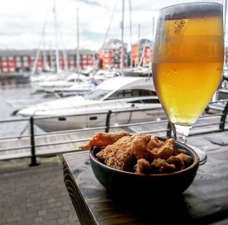 elpescador_swan's tweet photo. Is there any better way to spend your Friday evening? We don't think so #fridayfeeling #quaythree #notjustarestaurant https://t.co/5s86fhnsBc