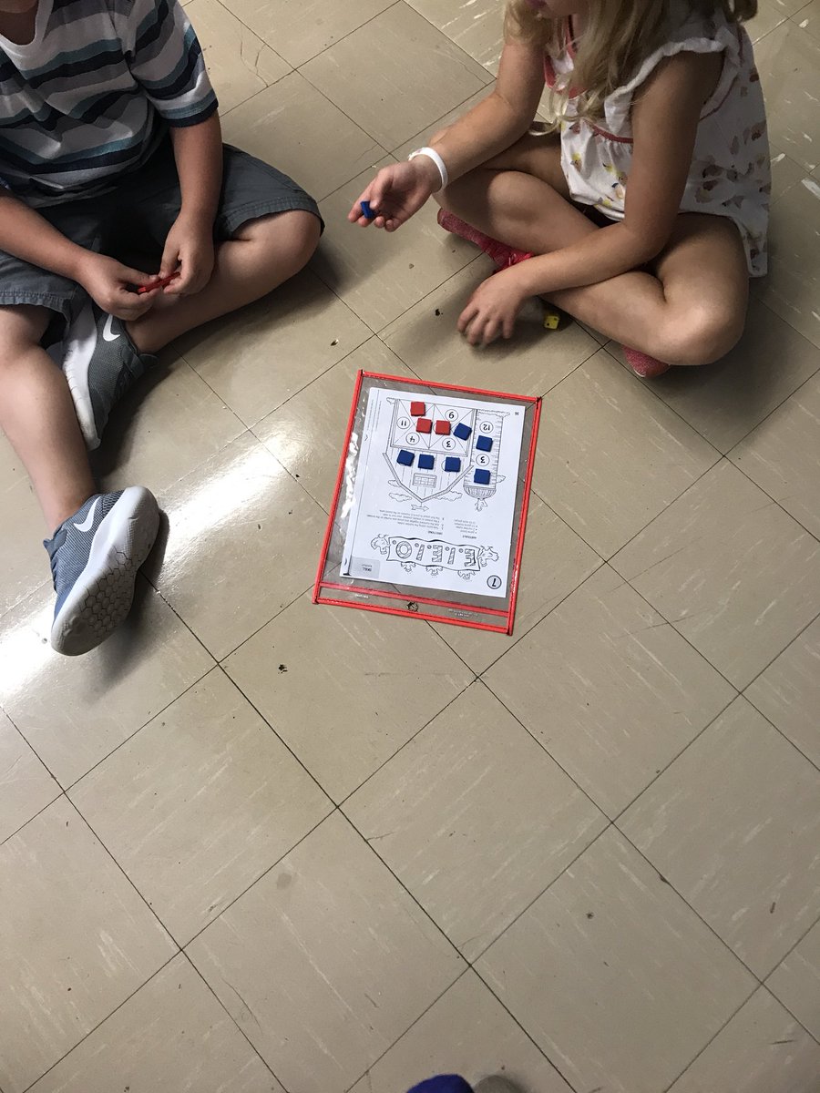 jillrt's tweet image. These @MelrosePS 1st graders @HooverSchMel are having a great Friday collaborating and playing with math! #EVERYONEisamathematician