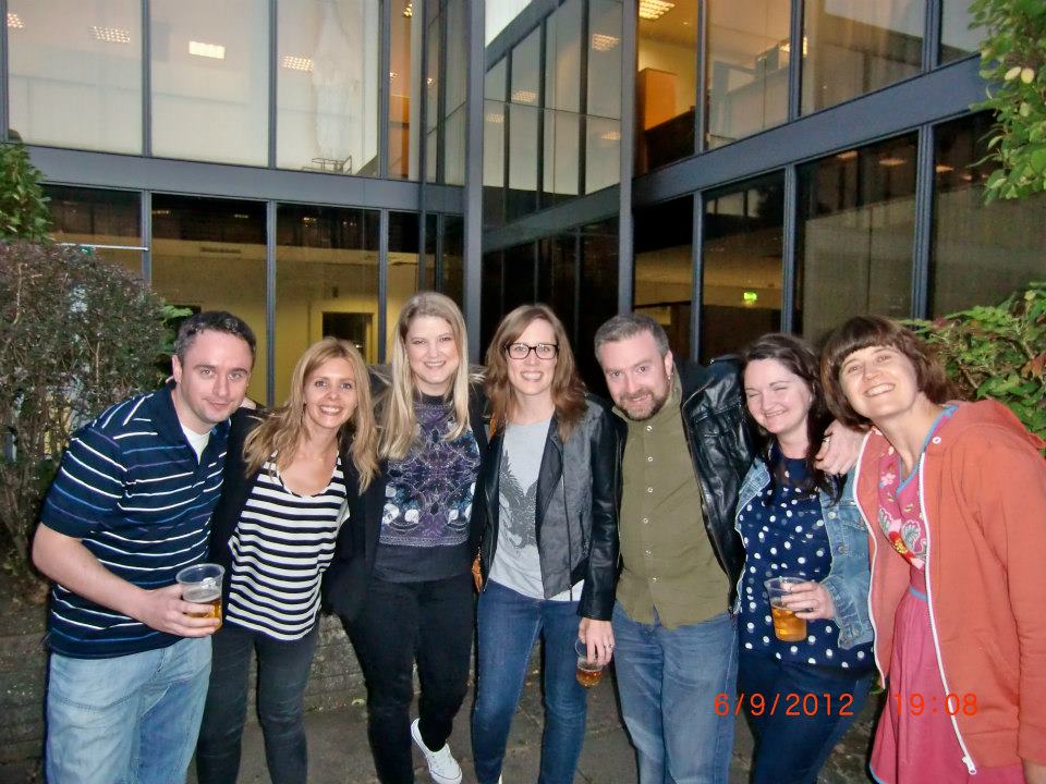 jennyhuston's tweet photo. Facebook let me know it has been 6 years since my last show on @rte2fm 6 years!! Mind slightly blown. Where does the time go?!?! 🤓 #RTE2fm #RadioDjs #PhantomFM #pirateradio
First pic is all ex pirate Phantom FM crew. https://t.co/z4AIW0Nswa