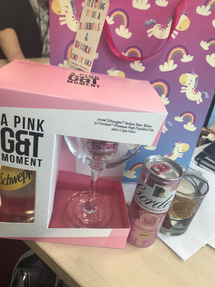 KimberWilson01's tweet photo. It’s the little thank yous that mean a lot! 

Wonderful gifts from the Contact Centre group that graduated today to say thanks for my support with their learning!

Such a great group that are already doing amazing after only four weeks.
 
#lovelearning #lovemyjob #landd https://t.co/CJMYmQkmVK
