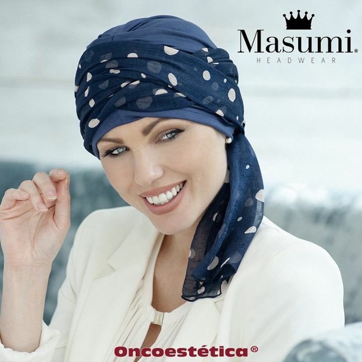 ONCOESTETICA's tweet photo. Os presentamos un nuevo pañuelo de #masumiheadwear 
El modelo 𝗗𝗔𝗜𝗦𝗬 es un pañuelo de colocación muy fácil, pero a la vez muy vistoso.
Está confeccionado en bambú, suave y agradable con la piel
#modaoncologica #gorrooncologico #chemoturban #cancer #quimioterapia #alopecia https://t.co/Oyny5J0bAF