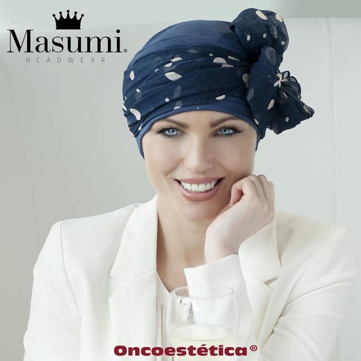 ONCOESTETICA's tweet photo. Os presentamos un nuevo pañuelo de #masumiheadwear 
El modelo 𝗗𝗔𝗜𝗦𝗬 es un pañuelo de colocación muy fácil, pero a la vez muy vistoso.
Está confeccionado en bambú, suave y agradable con la piel
#modaoncologica #gorrooncologico #chemoturban #cancer #quimioterapia #alopecia https://t.co/Oyny5J0bAF