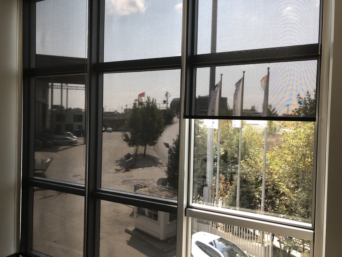 Siyah Sunscreen Stor Perde 49.50 TL/m2