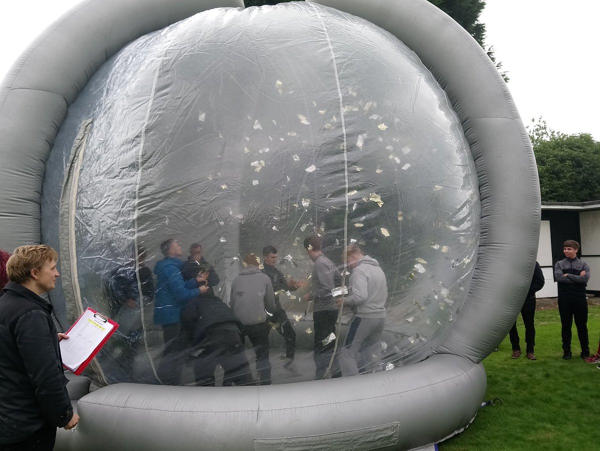 WatersideT's tweet image. Points added up time in the dome here we go catch as many gold as you can.  #teambuilding #crystaldome #gotoevents Great team building event today.