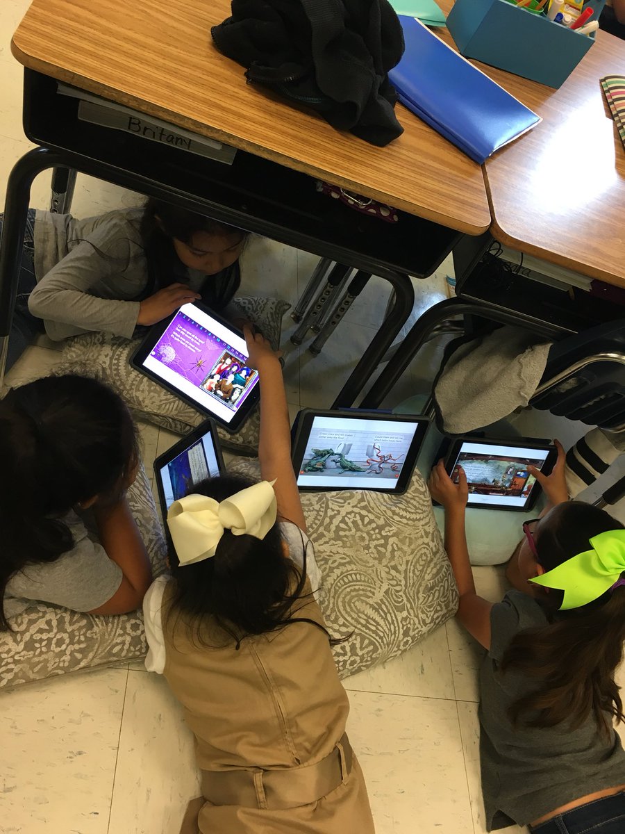 vw4210's tweet photo. Working in our stations!#imaginemath #imaginemathfacts #TEK3.A #Epic #GarrigaProud @GarrigaElem https://t.co/wOsKZ65Fbl