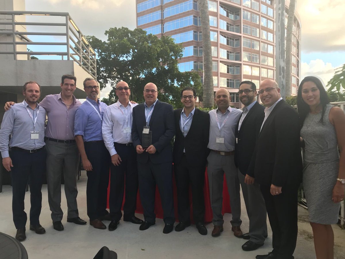 jazorpr's tweet image. Congratulations to Virgilio Albert and the team from @Multicomputos on receiving the Top Revenue Hardware Award during the FY19 Oracle Caribbean Partner Summit #ORCLPartnerSummit #Caribbean