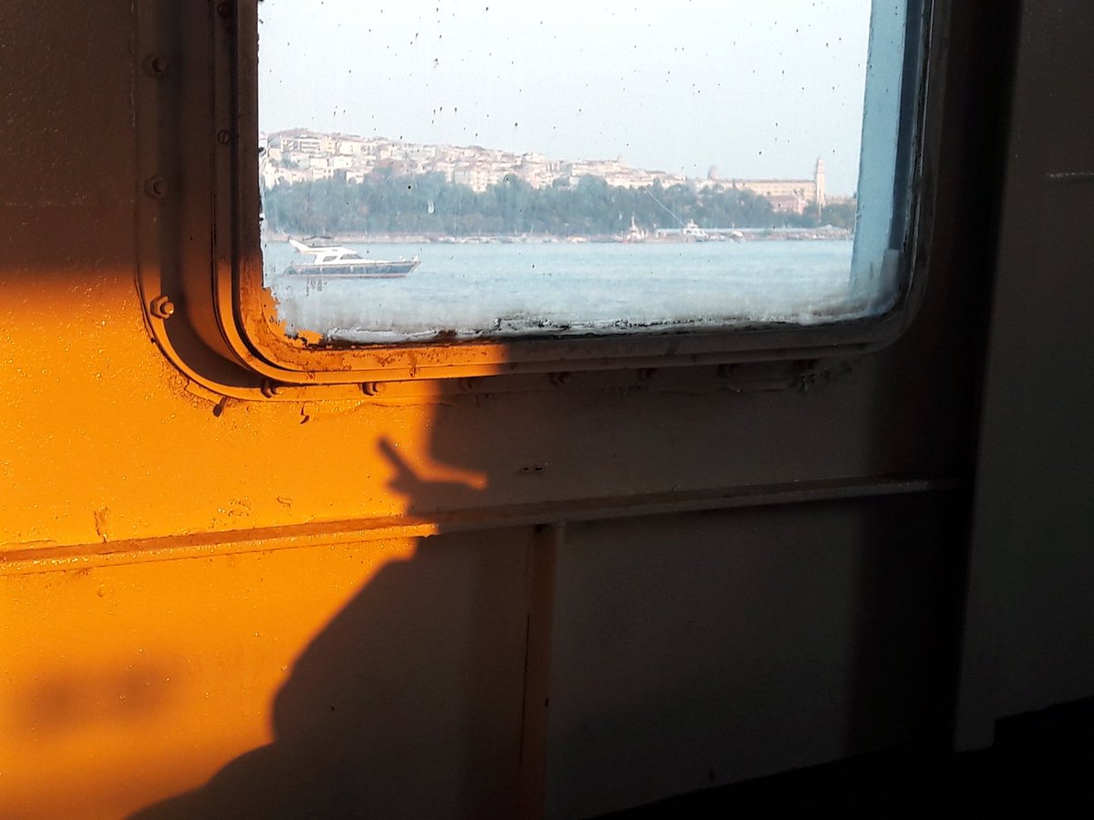 Bu nostaljik mi? Yoksa sadece külüstür ve pis mi?