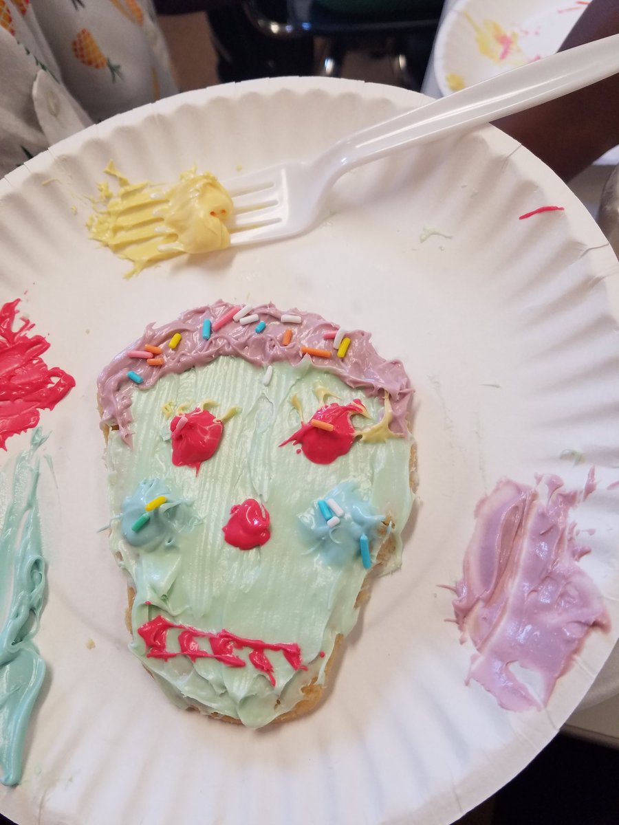 When kids are in charge of creating the lesson on Spanish holidays... <a href="/genraydavis/">Gen Ray Davis Middle</a>