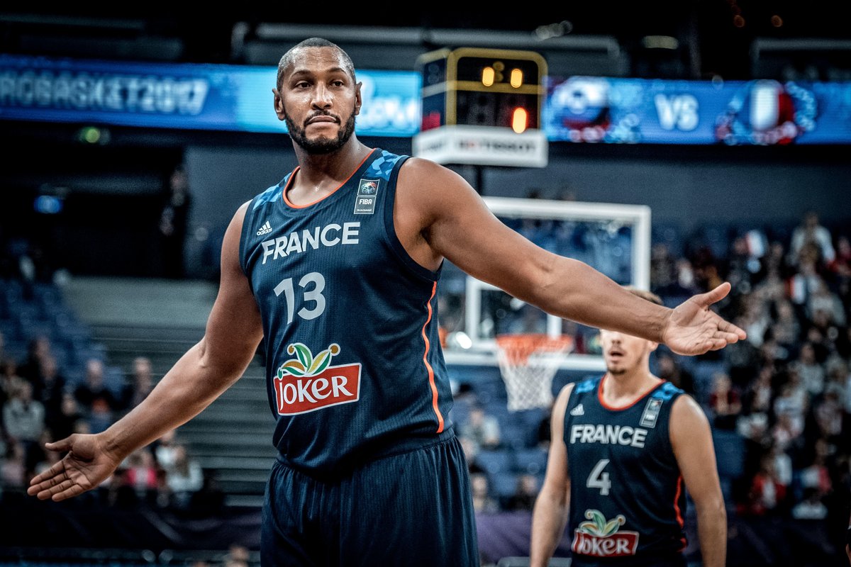 FIBA's tweet image. To honor his spectacular National Team 🇫🇷 career we are giving away @theborisdiaw's  FIBA #EuroBasket 2017 jersey!
➡️ Go follow the FIBA @EuroBasket page  ✅
❤️ And 🔄 this post!
Get the chance to be the lucky winner!

@FRABasketball
