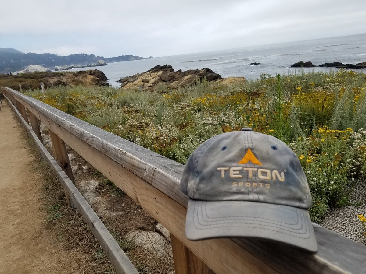 t_jh2009's tweet photo. @TETONsports @BackcountryTees Greetings #HikerChat from #Carmel, #California where I was able to visit both #Pinnacles #NationalPark & #PointLobos #StateReserve this week. https://t.co/wnMP9cdK6u