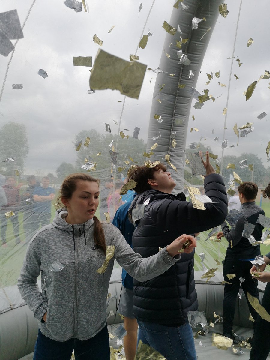 WatersideT's tweet image. Dome time was great all round. So like the real thing. #apprentices #watersidet #gotoevents