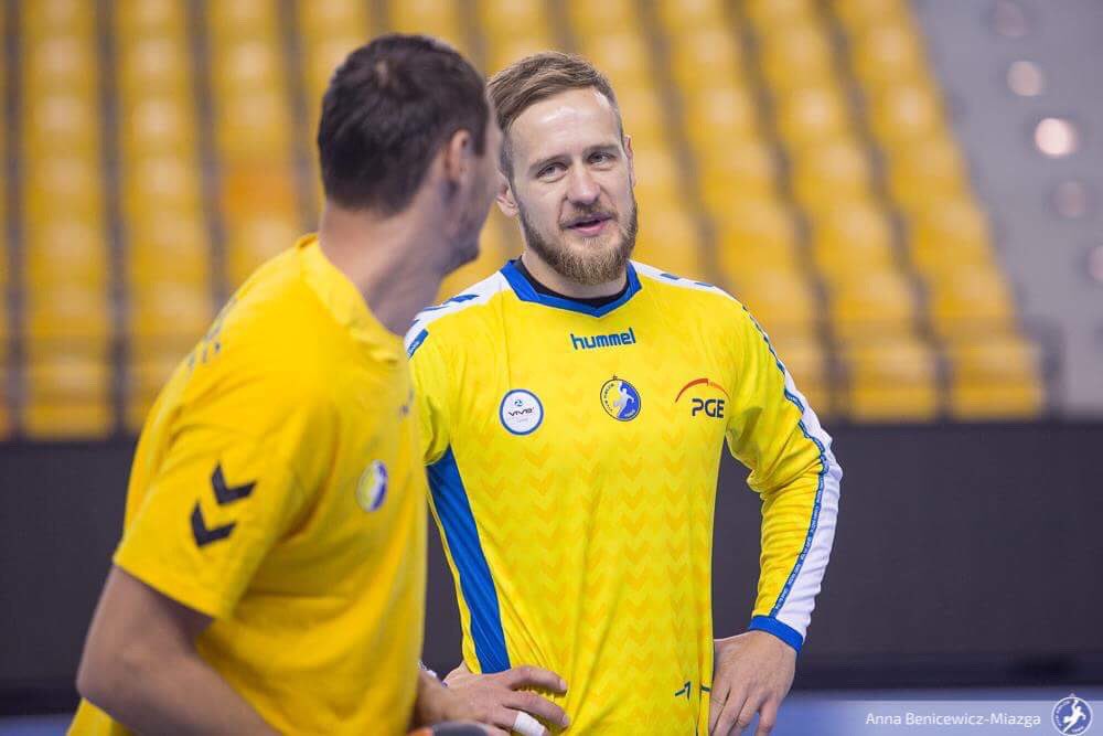 kielcehandball's tweet photo. O godz. 18:30 rozpoczynamy pierwszy mecz @PGNiGSuperliga w sezonie 2018/19 w #HalaLegionów 🤾‍♂️🔝

📸 @ABMprojekt 
#gramyrazem #handball #VIVGOR https://t.co/7oijb438SD