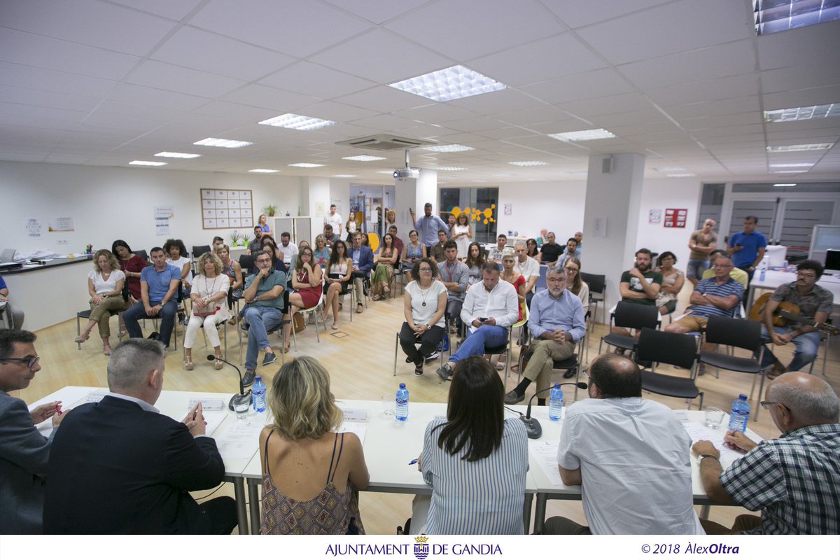 CompromisGandia tweet picture