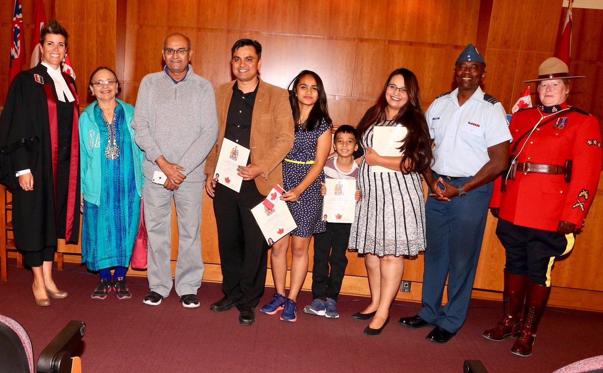 jay_mak1's tweet photo. #MyCitizenship🇨🇦 
Very special and proud moment for our family, awesome #CdNCit ceremony organised by @CitImmCanada at Union Station, Winnipeg @VIA_Rail

Our parents, Hema and @gmmakwana were also with us. 
Thank you Radean, Andrew, Dan,  and all well-wishers for supporting us. https://t.co/F2lEreNlyF