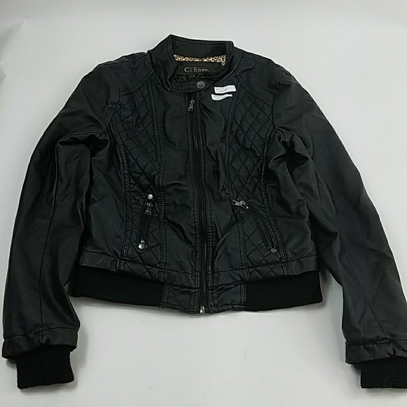 So good I had to share! Check out all the items I'm loving on @Poshmarkapp from @proactiveintuit #poshmark<a href="/tag/fashion"class="tags"><span>#fashion</span></a><a href="/tag/shopmycloset"class="tags"><span>#shopmycloset</span></a><a href="/tag/style"class="tags"><span>#style</span></a><a href="/tag/grace"class="tags"><span>#grace</span></a><a href="/tag/poshmark"class="tags"><span>#poshmark</span></a>