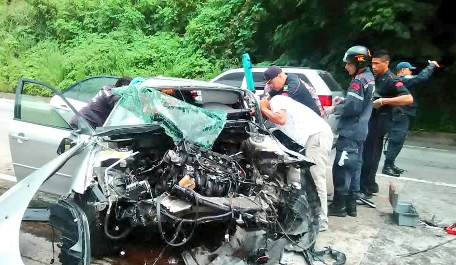 #AlMomento totalmente liberado el tránsito vehicular de siniestro vial en trincheras Mcpio Naguanagua y  trasladadas las 2 personas en nuestras unidades #sistemaintegrado #respuestainmediata #trabajamosparausted <a href="/Jacobo_Vidarte/">Jacobo Vidarte Donaire</a> <a href="/CaraboboGB/">Gobierno de Carabobo</a> #7sep