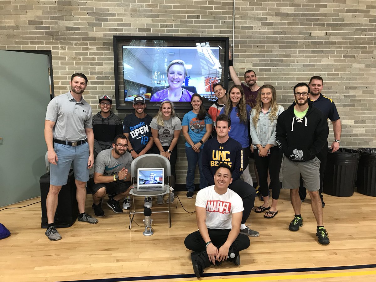 CollinBrooksie's tweet photo. Thanks to my awesome friend @GHSaysRockChalk for being a guest speaker in our Secondary #PhysEd Methods class today! https://t.co/TxoPWXMaog