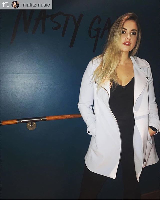 MiaFitzFans's tweet photo. #miafitzfans https://t.co/wifVmsJkTN https://t.co/aHdDYEYyyU