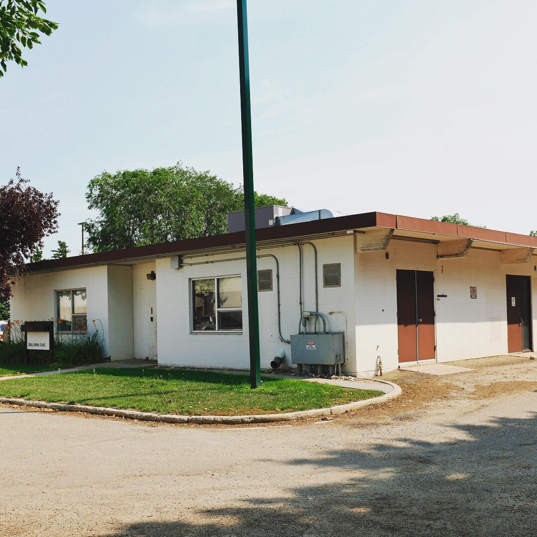 kayleighschmid's tweet photo. Congratulations @LakelandCollege on our 3rd ribbon cutting of 2018! Today we officially open our new Animal Health Clinic. Pictured is the old clinic and the new clinic. #TaketheLead #LeadingLearning #LakelandCollege https://t.co/2yI0wMoAtY