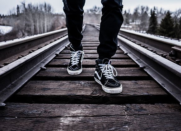 If we have a sincere desire for progress, then we are compelled to implement all that we know and feel. Otherwise, we leave ourselves open to failure.
jimrohn.com/fail-and-succe…