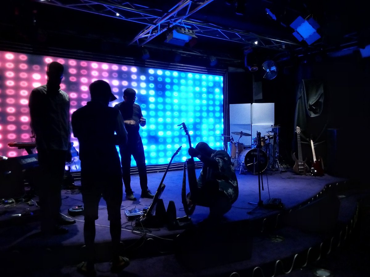 engageradiong's tweet photo. Streaming live on https://t.co/hw0bIleFvF

The Soaking Room
Friday 7th September
Live stream - 6PM

Another Live Music Worship Experience
#EngageRadio https://t.co/513nOv7l0I