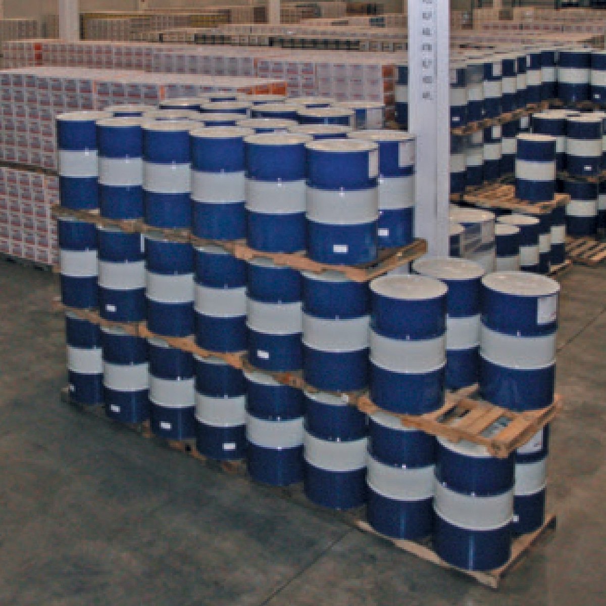 distrieche's tweet photo. Lubricantes en tambor de 55 galones para sectores industrial, maquinaria, agrícola y más. Consúltanos WhatsApp 3182229303. #20w50 #iso68 #15w40 #hidraulicoiso68 #maquinaria #construccion #pereira https://t.co/IsPj0ODkKe