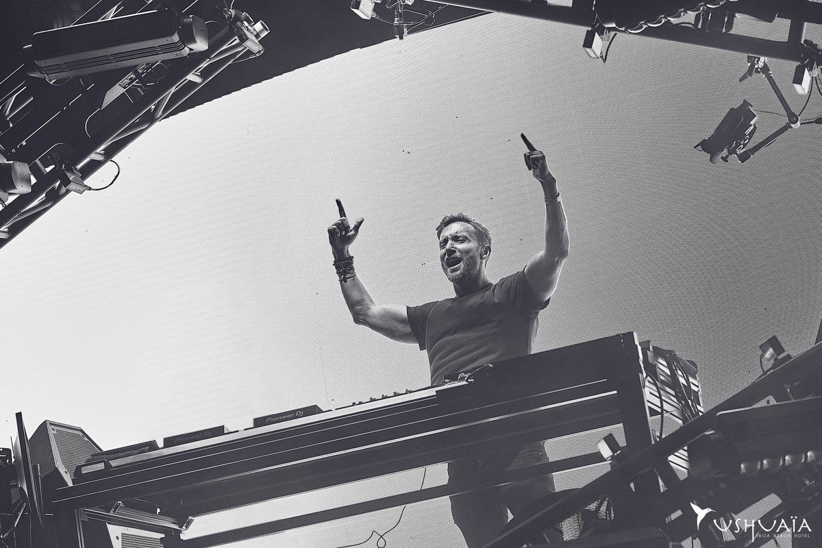 Dancing Astronaut tweet media