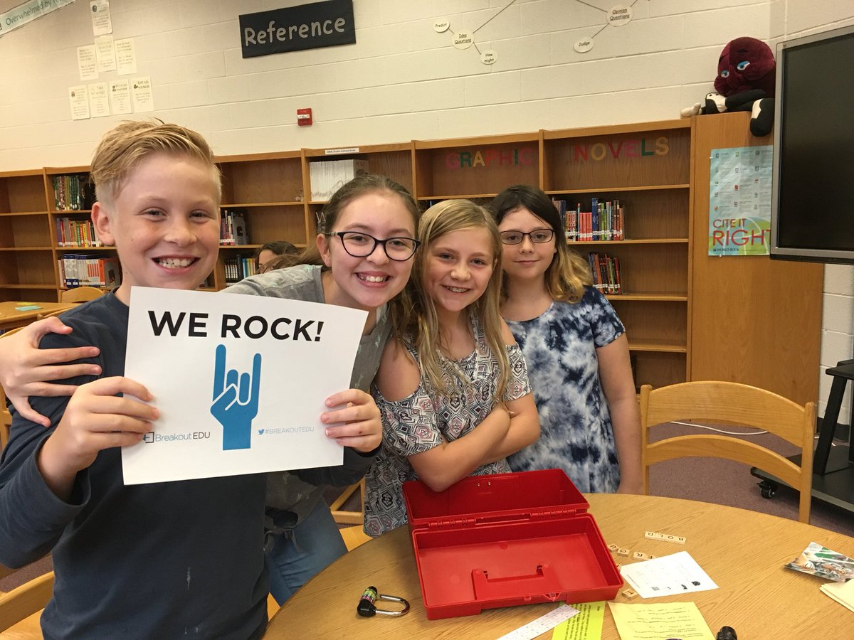 Sandy Burkhart tweet media